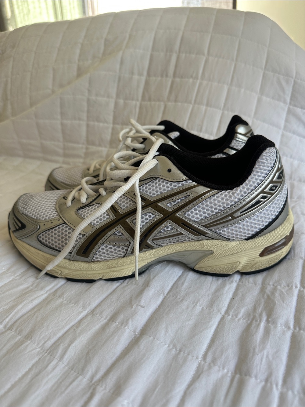 Asics White, Gold and Black Men's Athletic Running Shoes